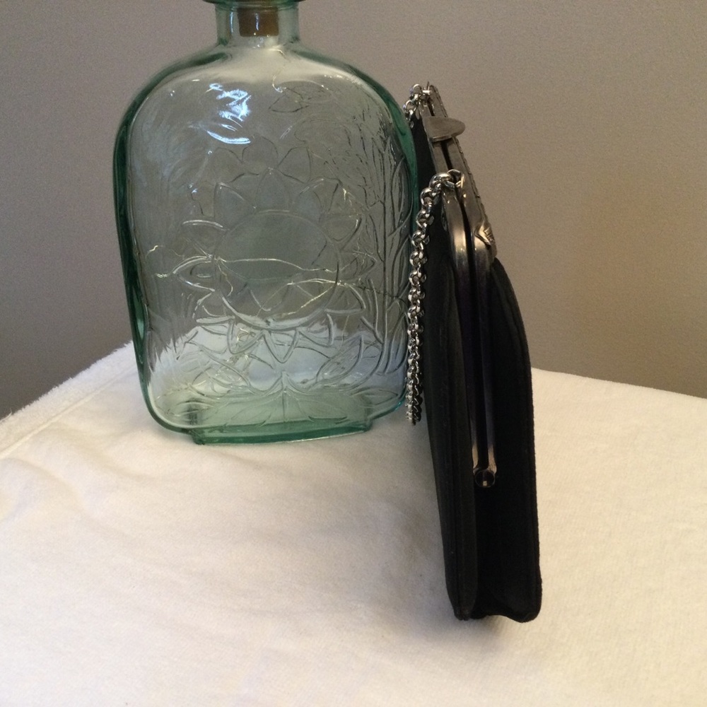 Vintage La Marquise Matte Black Evening Clutch - Picture 10 of 11